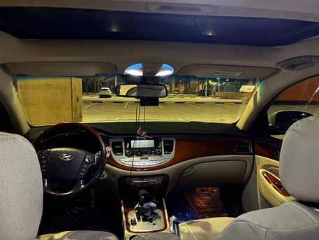 Khobar, Vehicles, Cars & Trucks , SAR 32000,  Hyundai Genesis,  2013,  Automatic,  305000 KM,