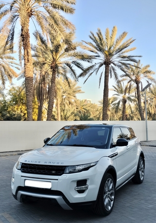 Manama, Vehicles, Cars & Trucks , Land-Rover Range Rover,  2015,  Automatic,  100000 KM,   Range Rover Evoque