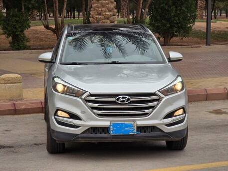 Riyadh, Vehicles, Cars & Trucks , SAR 46000,  Hyundai Tucson,  2017,  Automatic,  223000 KM,