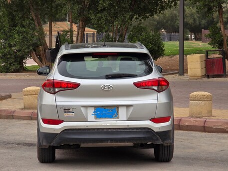 Riyadh, Vehicles, Cars & Trucks , SAR 46000,  Hyundai Tucson,  2017,  Automatic,  223000 KM,