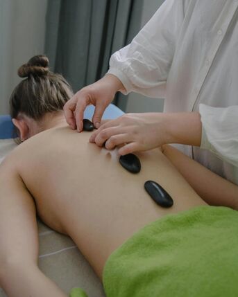 New York, Businesses For Sale, Hot Stone Massage Therapist In Clarkston