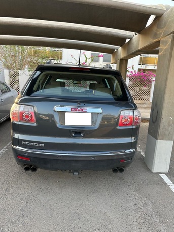 Al Mazruiyah, Vehicles, Cars & Trucks , SAR 22000,  Gmc Acadia,  2011,  Automatic,  247000 KM,    For Sale