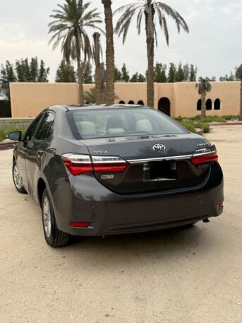 Khobar, Vehicles, Cars & Trucks , SAR 40000,  Toyota Corolla,  2018,  Automatic,  340000 KM,  Selling