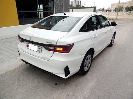 Zinj, Vehicles, Cars & Trucks , BHD 111,  Toyota Yaris,  2024,  Automatic,  36000 KM,  Different Colours, Low Millage, First Owner - Under Warranty, - CLEARANCE SALE