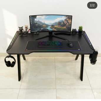 Manama, Furniture, BHD 35,  GAMING DESK GBR