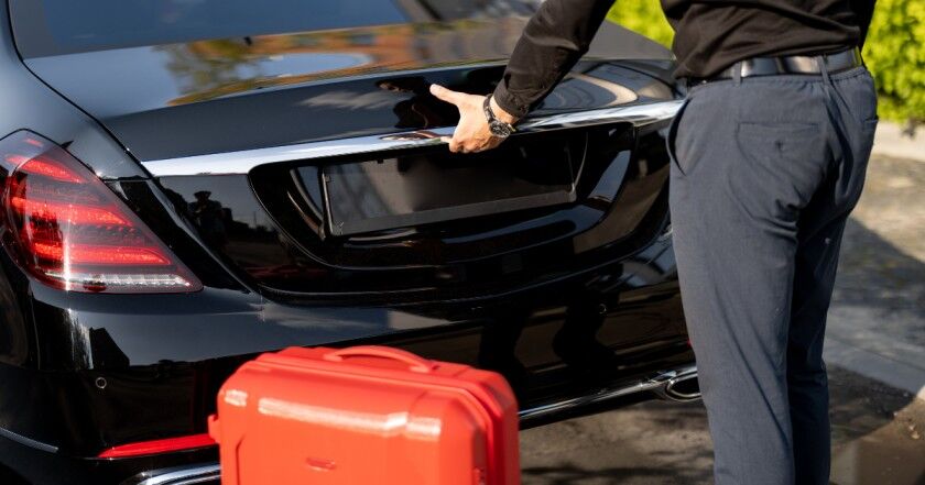 Geneva, Travel, Limousine Hire Switzerland &ndash; Premium Chauffeur & Airport Transfer Service