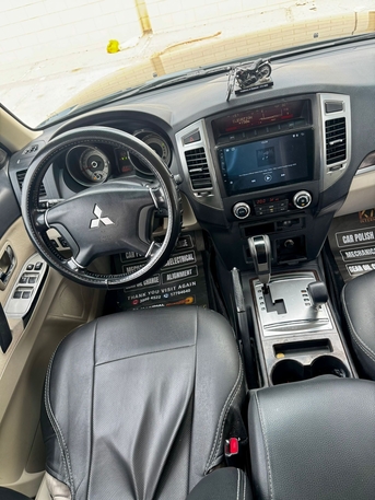 Manama, Vehicles, Cars & Trucks , BHD 4200,  Mitsubishi Pajero,  2015,  Automatic,  130000 KM,  4x4 Call : 33662799