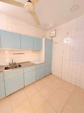 Manama, Apartments, Flats, Houses & Villas, BHD 160/month,  1 BR,  Save On Electricity: 1BHK In Al-Qafoul With New Inverter AC EWA Included