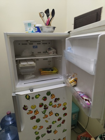 Manama, Air Conditioners, BHD 290,  URGENT SALE - HOUSEHOLD ITEMS - EXCELLENT CONDITION - MANAMA