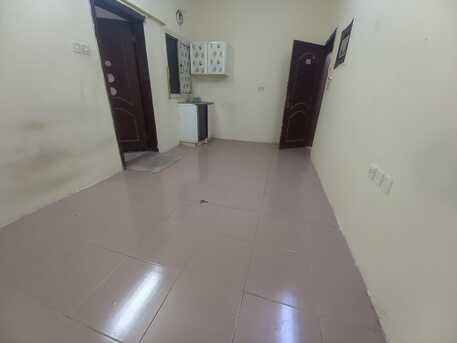 Gudaibiya, Apartments, Flats, Houses & Villas, BHD 120/month,  Studio,  # STUDIO SEMI FURNISHED FLAT FOR RENT IN GUDAIBIYA NEAR TO ARGENTINA SUPER MARKET-120 #