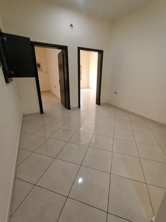 Gudaibiya, Apartments, Flats, Houses & Villas, BHD 230/month,  2 BR,  *** Semi Furnished 2 Bedroom Flat For Rent In Gudaibiya With Electricity*35529070