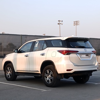 Zinj, Vehicles, Cars & Trucks , BHD 10600,  Toyota Fortuner,  2022,  Automatic,  99500 KM,    | 2.4L | Agency Maintained | Insurance March 2027