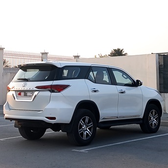 Zinj, Vehicles, Cars & Trucks , BHD 10600,  Toyota Fortuner,  2022,  Automatic,  99500 KM,    | 2.4L | Agency Maintained | Insurance March 2027