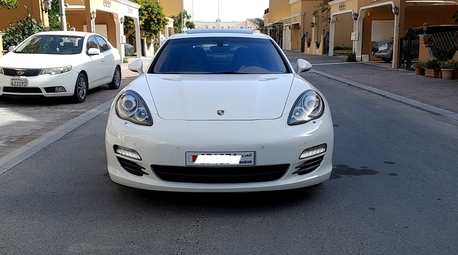 Manama, Vehicles, Cars & Trucks , BHD 4200,  Porsche Panamera,  2012,  Automatic,  142000 KM,