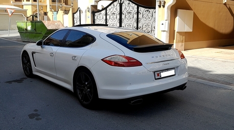 Manama, Vehicles, Cars & Trucks , BHD 4200,  Porsche Panamera,  2012,  Automatic,  142000 KM,
