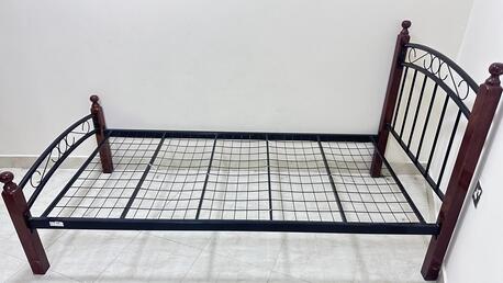 Manama, Household Items, BHD 15,  Bed For Sale