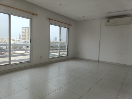 Adliya, Apartments, Flats, Houses & Villas, BHD 300/month,  2 BR,  150 Sq. Meter,  Semi Furnished 2bhk With Ewa