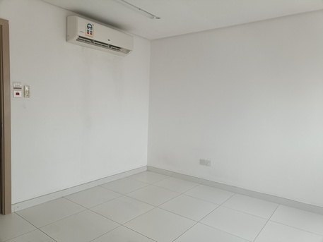 Adliya, Apartments, Flats, Houses & Villas, BHD 300/month,  2 BR,  150 Sq. Meter,  Semi Furnished 2bhk With Ewa