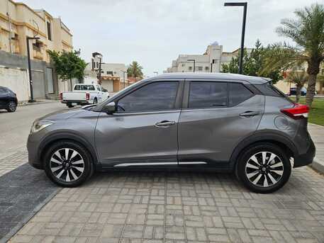 Dammam, Vehicles, Cars & Trucks , SAR 37000,  Nissan Kicks,  2017,  Automatic,  91080 KM,    (Full Option) | Family Used | Excellent Condition