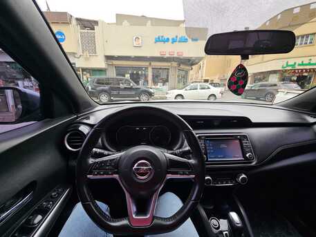 Dammam, Vehicles, Cars & Trucks , SAR 37000,  Nissan Kicks,  2017,  Automatic,  91080 KM,    (Full Option) | Family Used | Excellent Condition