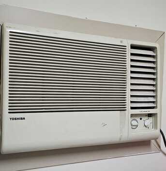 Muharraq, Air Conditioners, BHD 90,  2 Ton Pearl Split AC, Peral, Toshiba Window AC For Sale