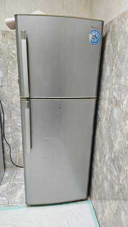 Muharraq, Appliances, BHD 50,  Samsung Refrigerator Big & Water Dispenser