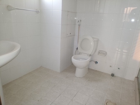 Adliya, Apartments, Flats, Houses & Villas, BHD 200/month,  2 BR,  120 Sq. Meter,  Semi Furnished 2bhk Without Ewa