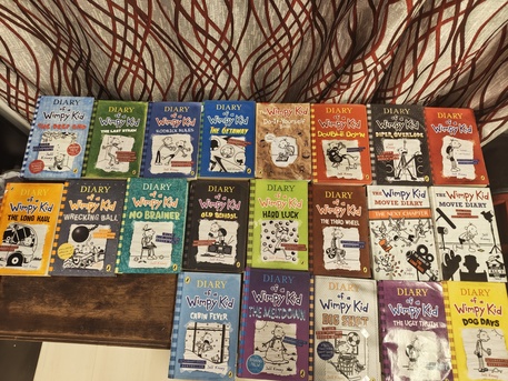 Olaya, Books, SAR 400,  Diary Of A Wimpy Kid (Bundle)