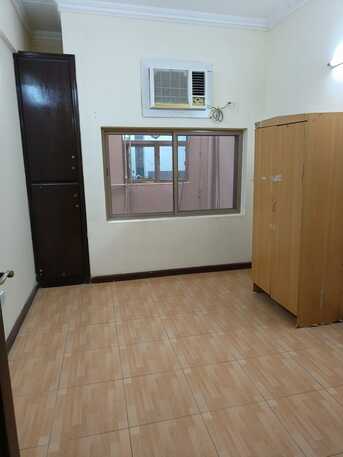 Hoora, Apartments, Flats, Houses & Villas, BHD 200/month,  2 BR,  2bhk With Ewa 30 Limit 1 Toilet