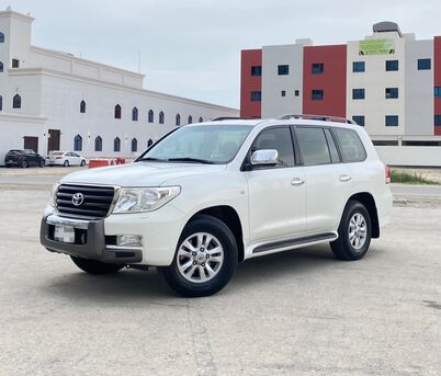 Zinj, Vehicles, Cars & Trucks , BHD 7800,  TOYOTA LANDCRUISER,  2009,  Automatic,  320000 KM,   GXR -SINGLE OWNER