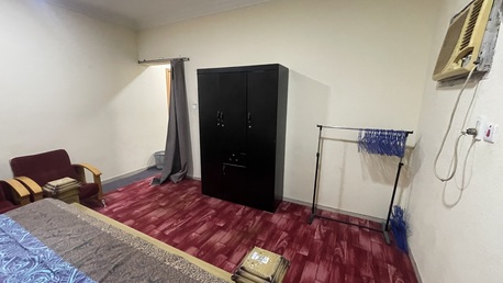 Jubail, Rooms for Rent, SAR 1300/month,  Family Building Furnished For Executive Bachelor Long Term