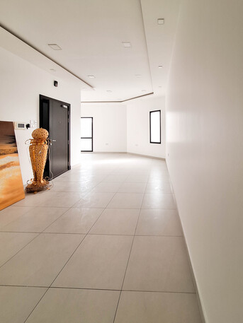 Jidhafs, Apartments, Flats, Houses & Villas, BHD 330/month,  4 BR,  Apartment For Rent In Jibla Habashi Area, Near Ishbiliya