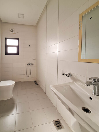 Jidhafs, Apartments, Flats, Houses & Villas, BHD 330/month,  4 BR,  Apartment For Rent In Jibla Habashi Area, Near Ishbiliya