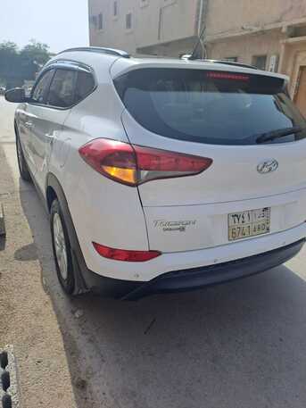 Riyadh, Vehicles, Cars & Trucks , SAR 47000,  Hyundai Tucson 2018,  2018,  Automatic,  258000 KM,  .. SAR. 47000  Engine 2.0