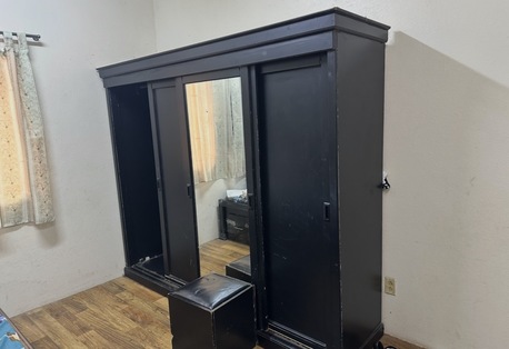 Mumbai, Household Items, SR 300,  Well Condition Wardrobe