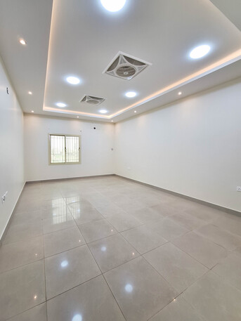 Manama, Apartments, Flats, Houses & Villas, 2 BR,  Apartment For Rent In Al-Daih Area