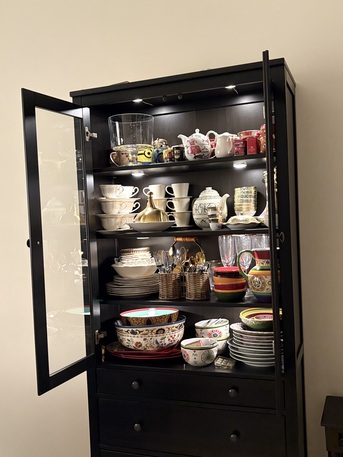 Riyadh, Furniture, SAR 650,  Showcase For Books/ Decorative Pieces/ Dinnerware