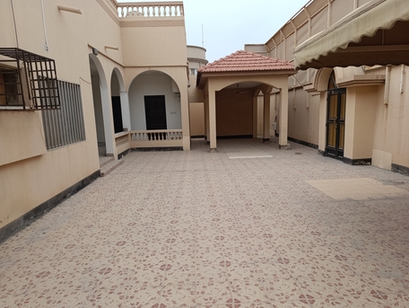 East Riffa, Apartments, Flats, Houses & Villas, BHD 550/month,  6 BR,  For Rent Two Storey Villa In East Riffa Bukawara