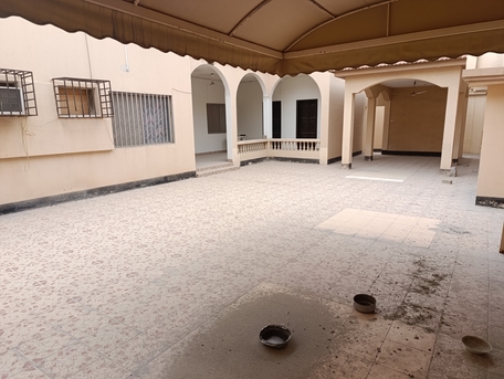 East Riffa, Apartments, Flats, Houses & Villas, BHD 550/month,  6 BR,  For Rent Two Storey Villa In East Riffa Bukawara