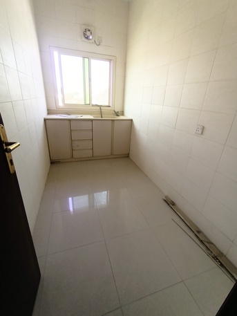 Umm Al Hassam, Buildings, BHD 200,  00 Sq. Meter,  *** 2 BHK Office Flat For Rent In Umm Al Hassam*35529070