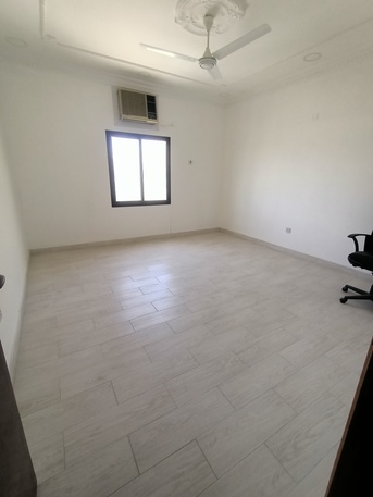 Hoora, Buildings, BHD 250,  3 BHK Spacious Office Flat For Rent In Hoora**35529070