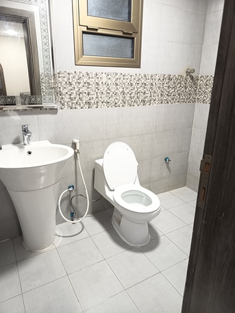 Khobar, Sublets, SAR 1650/month,  3 BR,  Single Separate Room, Bedspace Available For Bachelors And Working Professionals Only.