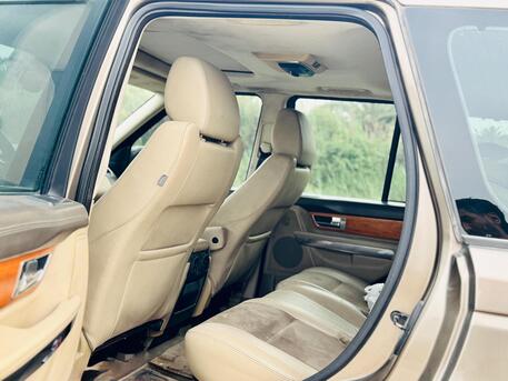 Manama, Vehicles, Cars & Trucks , BHD 2500,  Land Rover Range Rover,  2012,  223000 KM,  Full Option - Sport