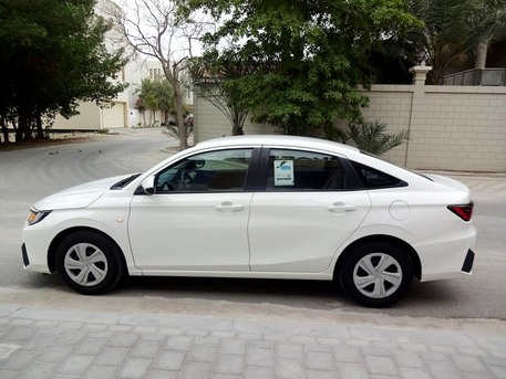 Manama, Vehicles, Cars & Trucks , BHD 11,  Toyota Yaris,  2024,  Automatic,  37000 KM,  First Owner, ZERO Accident, Agency Maintained, Under Warranty - QUICK SALE