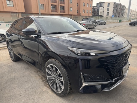 Riyadh, Vehicles, Cars & Trucks , SAR 88000,  Changan UNI-K,  2023,  Automatic,  61000 KM,    Full Option AWD