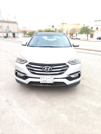 Al Shifa, Vehicles, Cars & Trucks , SAR 36000,  Hyundai Santa Fe,  2017,  Automatic,  377405 KM,