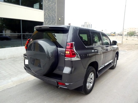 Manama, Vehicles, Cars & Trucks , BHD 111,  Toyota Prado,  2022,  Automatic,  37000 KM,  QUICK SALE, 4 Cylinder, 4x4 Drive, Agency Maintained - Zero Accident- First Owner