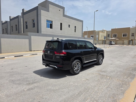 Dammam, Vehicles, Cars & Trucks , SAR 349500,  Toyota Land Cruiser 300 L4,  2026,  Automatic,  0000 KM,  With Full Package