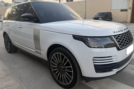 Riyadh, Vehicles, Cars & Trucks , SAR 180000,  Range Rover Vogue,  2019,  Automatic,  83000 KM,  Excellent Condition