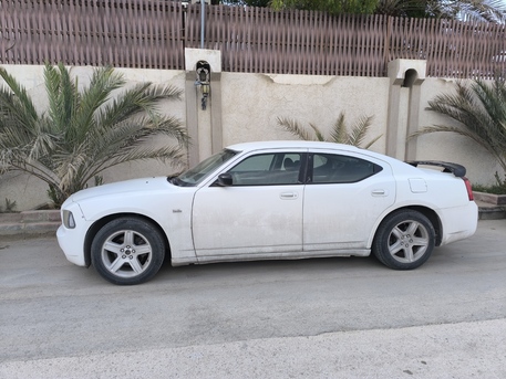 Riyadh, Vehicles, Cars & Trucks , SAR 15000,  Dodge Charger,  2010,  Automatic,  265000 KM,  White 3.5L V6